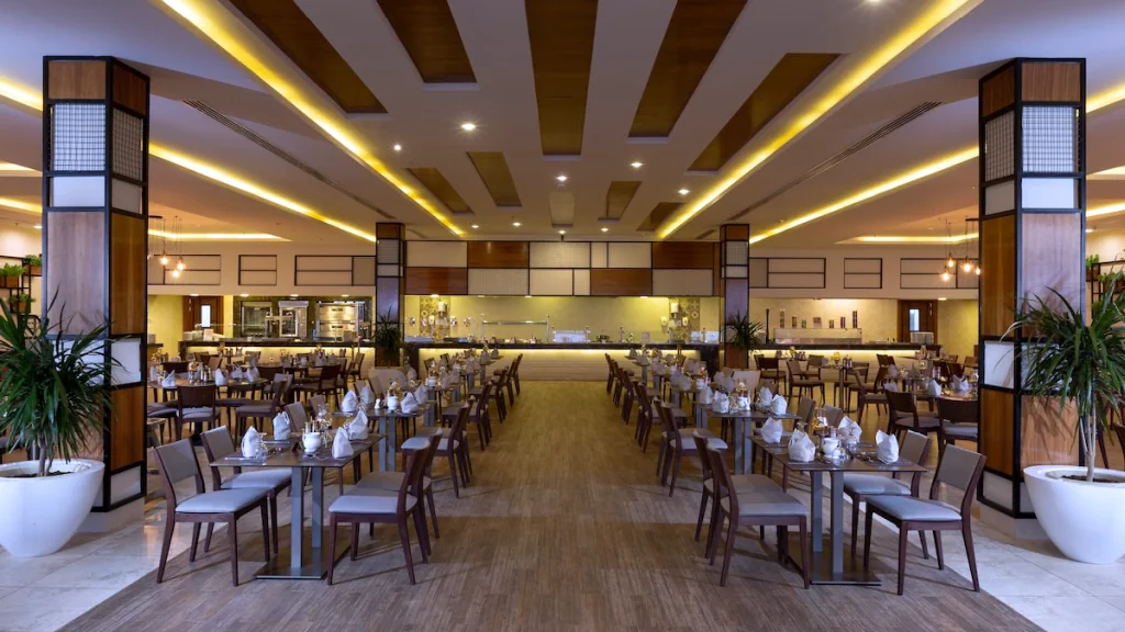 الفندق الباتروس بالاس ريزورت - الغردقة